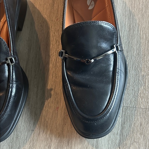 Franco Sarto Shiny Black Loafers - Picture 3 of 8